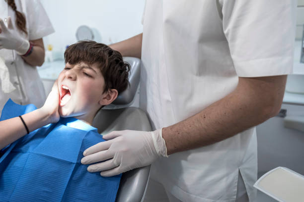 Best Tooth Infection Emergency Dentist  in Lake Waynoka, OH